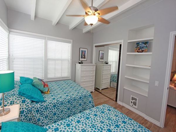 Newport Beach Home 991124