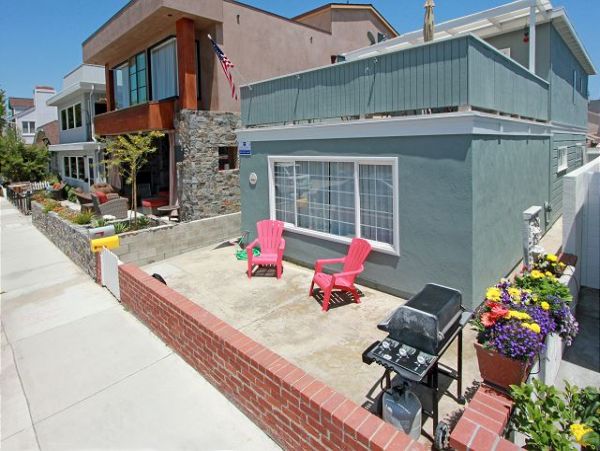 Newport Beach Home 991125