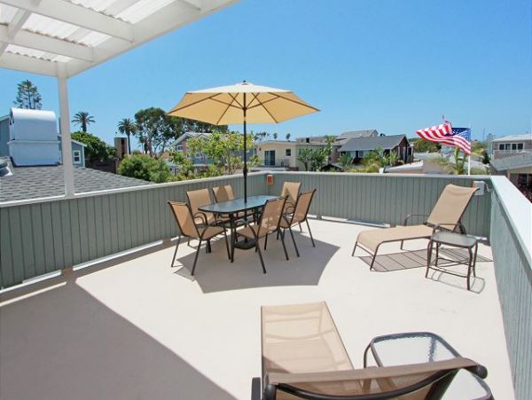 Newport Beach Home 991125