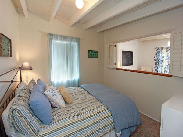 Newport Beach Home 991125
