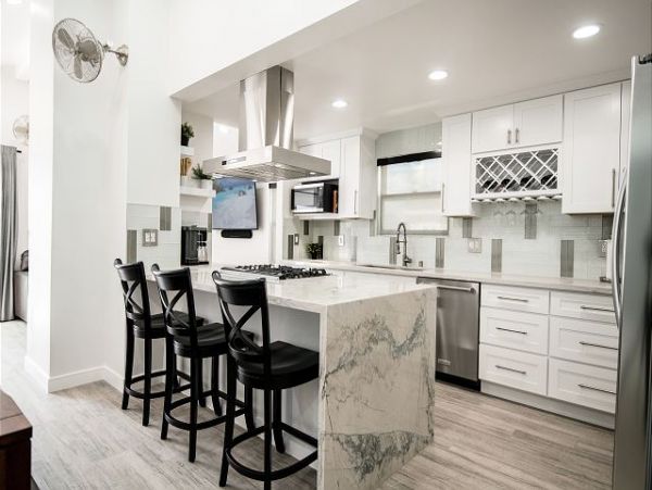 Newport Beach Home 991127