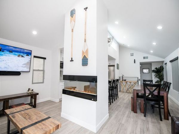 Newport Beach Home 991127