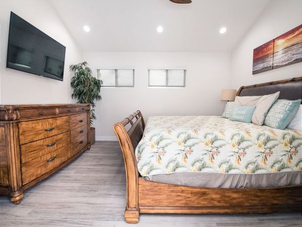 Newport Beach Home 991127