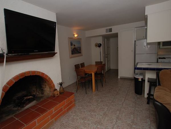Newport Beach Home 991128