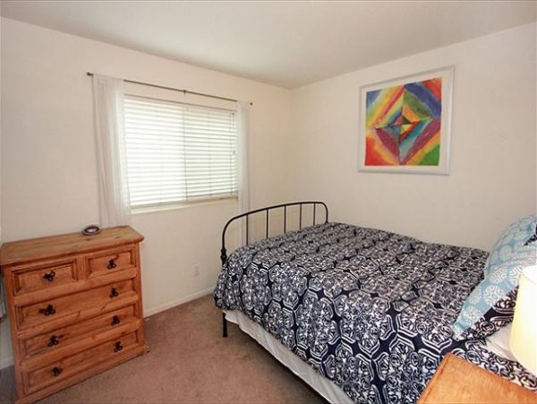 Newport Beach Home 991128