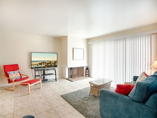 Newport Beach Home 991129