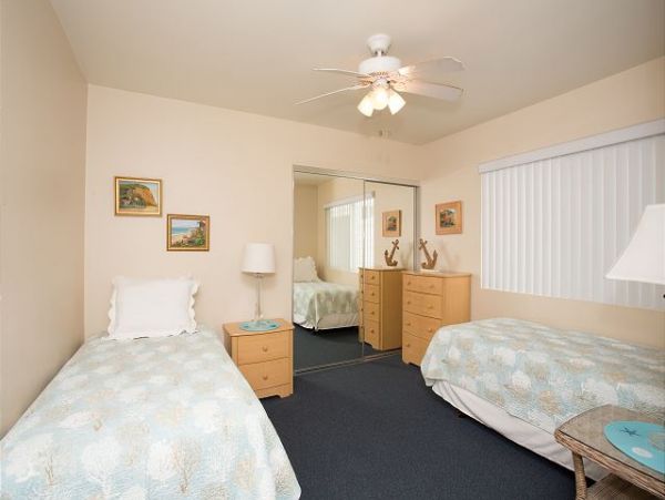 Newport Beach Home 991129