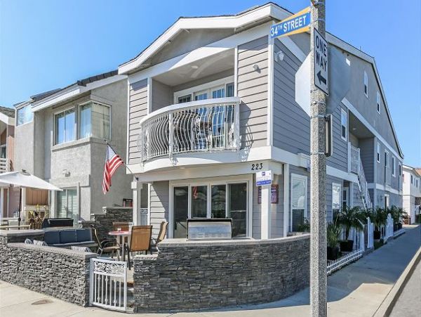 Newport Beach Home 991130