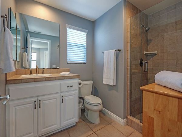Newport Beach Home 991130