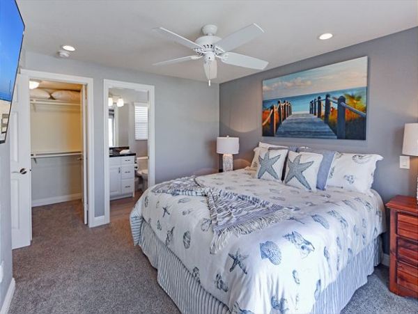 Newport Beach Home 991130