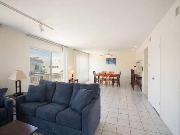 Newport Beach Home 991131
