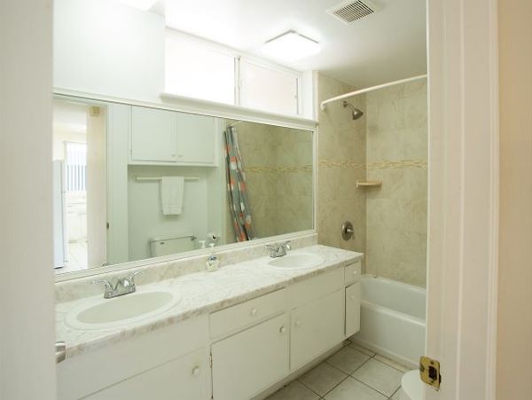 Newport Beach Home 991131
