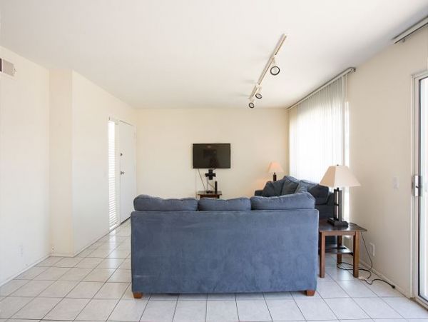Newport Beach Home 991131