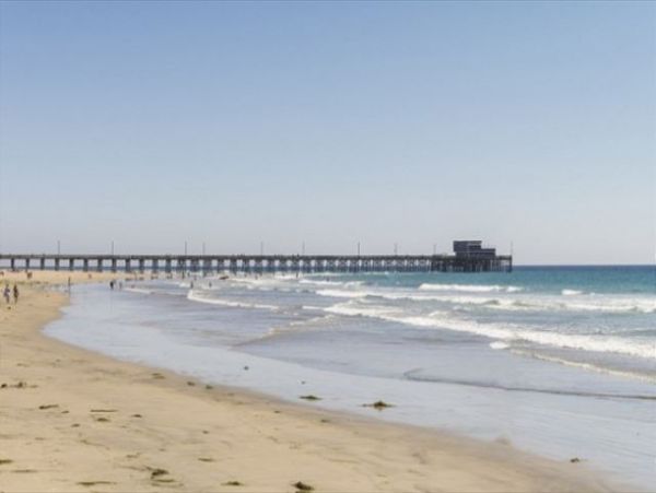 Newport Beach Home 991132