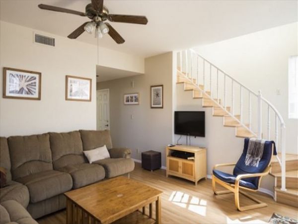 Newport Beach Home 991132