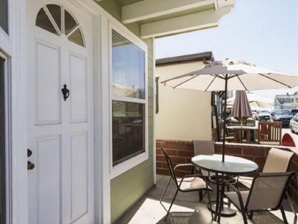 Newport Beach Home 991132