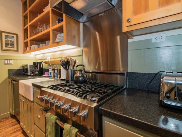 Santa Barbara County Home 991136