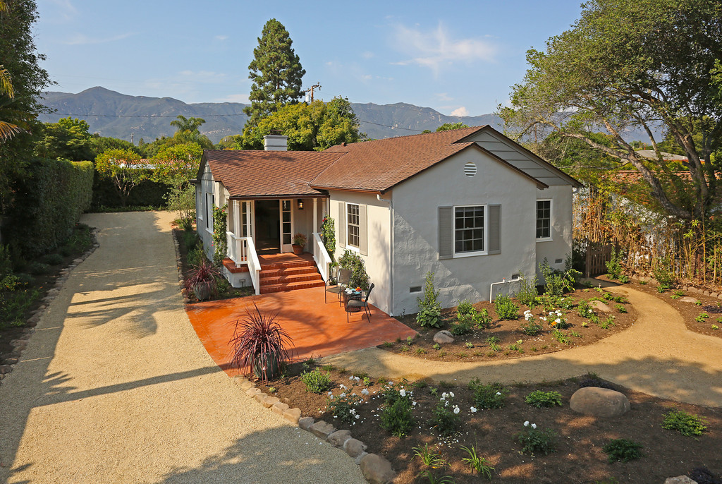 Beautiful 3 Bedroom Cottage in Montecito Sleeps 6