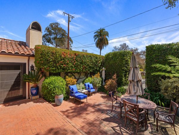 Santa Barbara County Home 991140