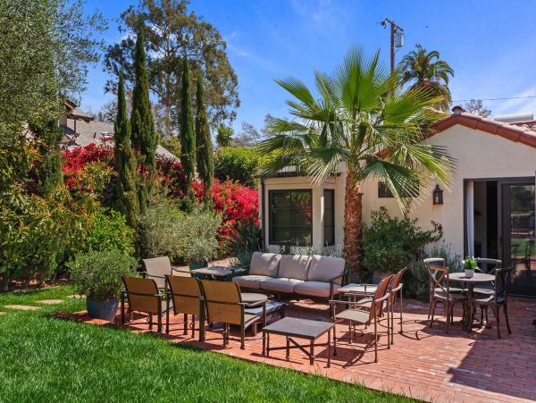 Santa Barbara County Home 991140