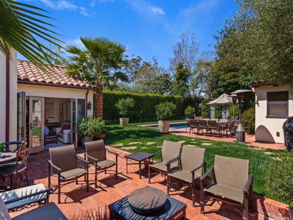 Santa Barbara County Home 991140