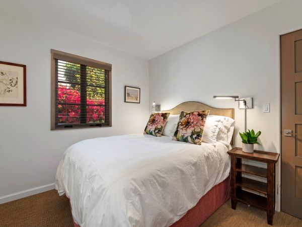 Santa Barbara County Home 991140