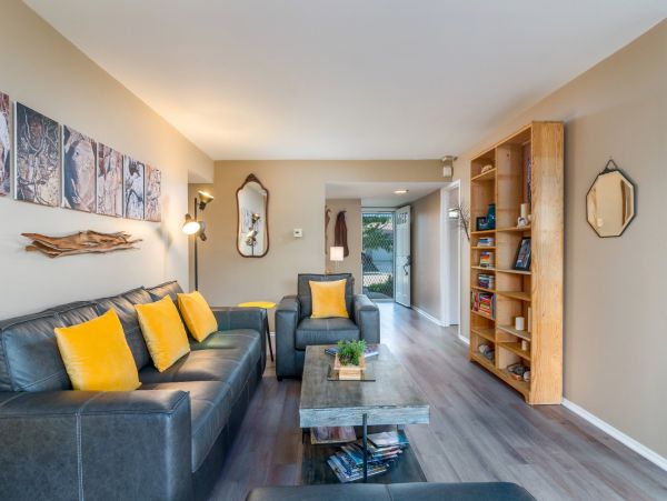 Santa Barbara County Home 991141