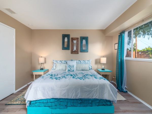 Santa Barbara County Home 991141