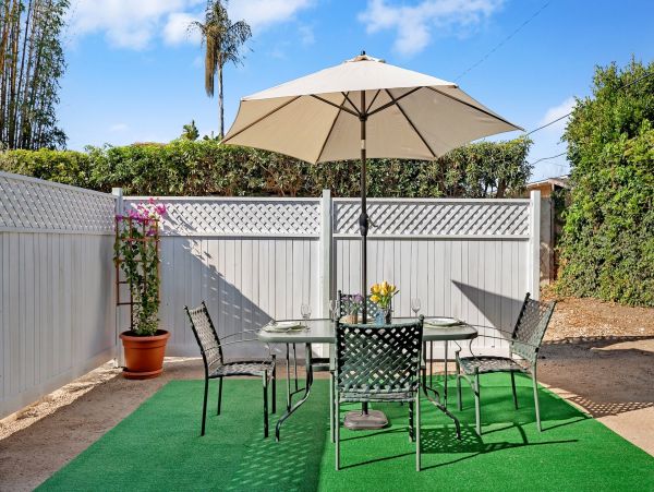 Santa Barbara County Home 991147