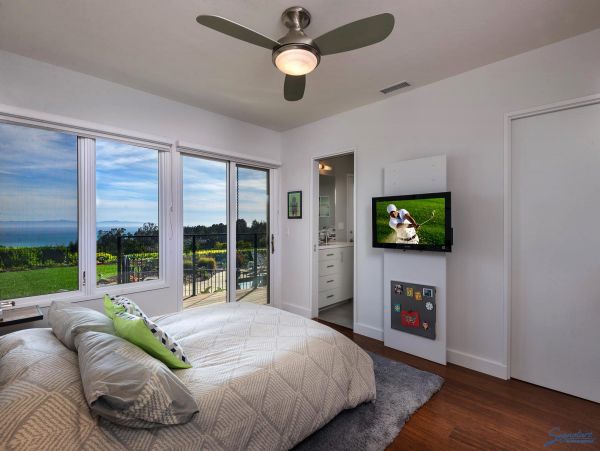 Santa Barbara County Home 991150