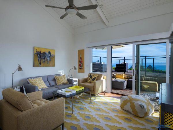 Santa Barbara County Home 991150
