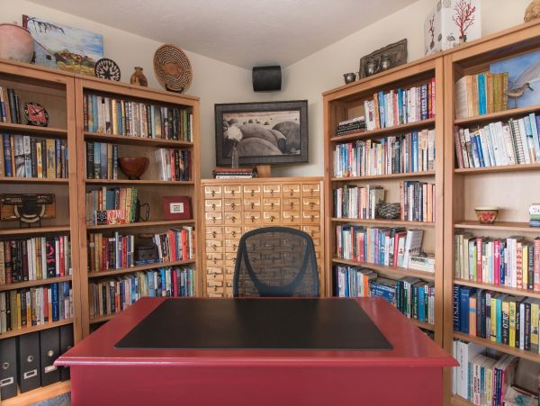 Santa Barbara County Home 991152