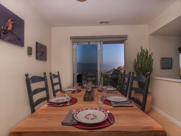 Santa Barbara County Home 991152