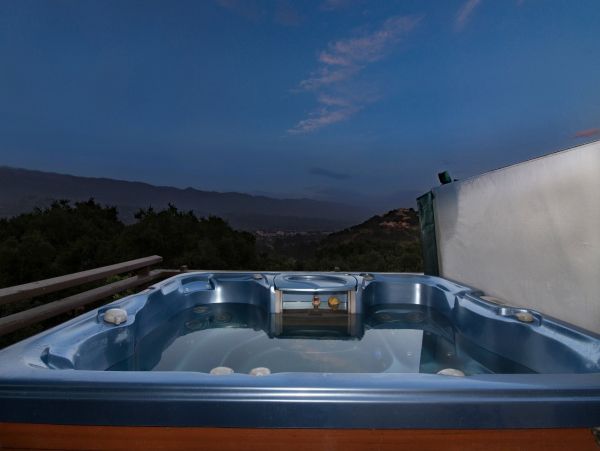 Santa Barbara County Home 991152