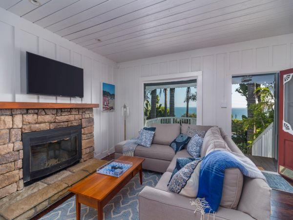 Understated Elegance and a Great Location Ocean Views
