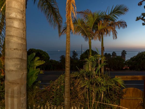 Understated Elegance and a Great Location Ocean Views