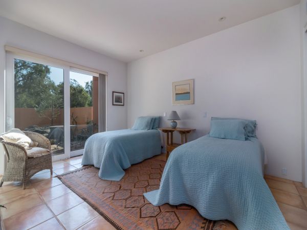 Santa Barbara County Home 991155