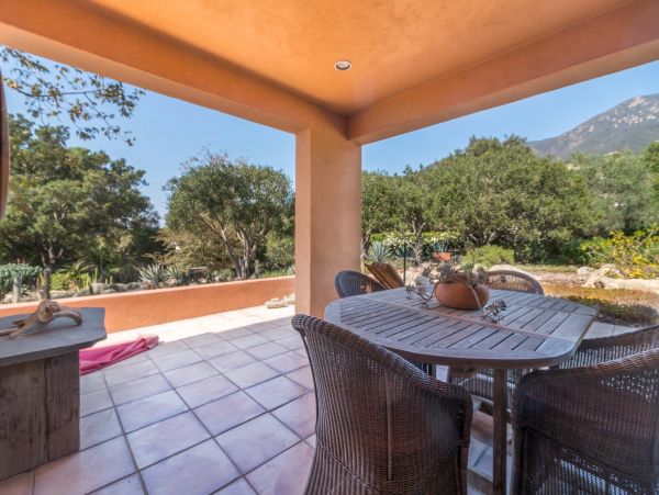 Santa Barbara County Home 991155