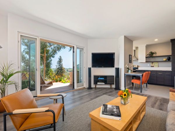 Santa Barbara County Home 991156