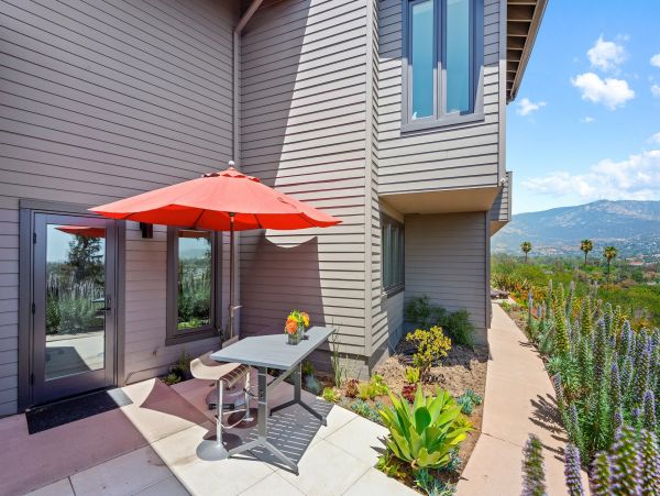 Santa Barbara County Home 991156