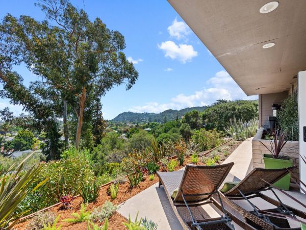 Santa Barbara County Home 991156
