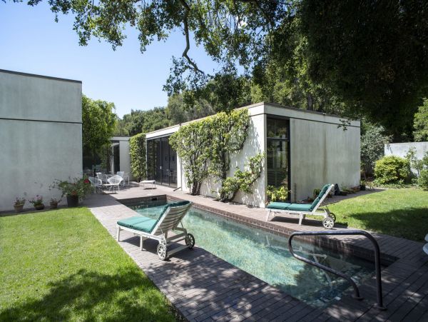 Santa Barbara County Home 991158