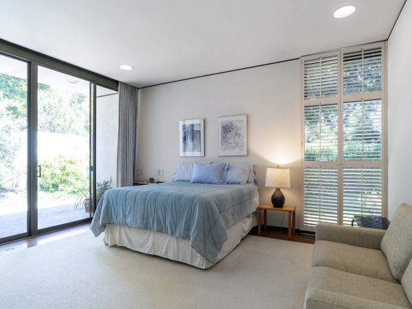 Santa Barbara County Home 991158