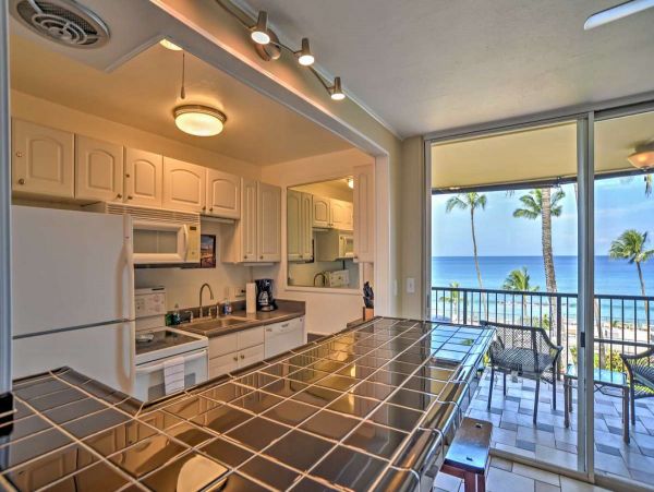 Lahaina 1 Bedroom Vacation Condo