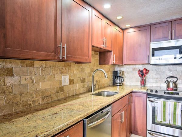 Lahaina Getaway: Stunning 2BR Condo Steps from the Beach
