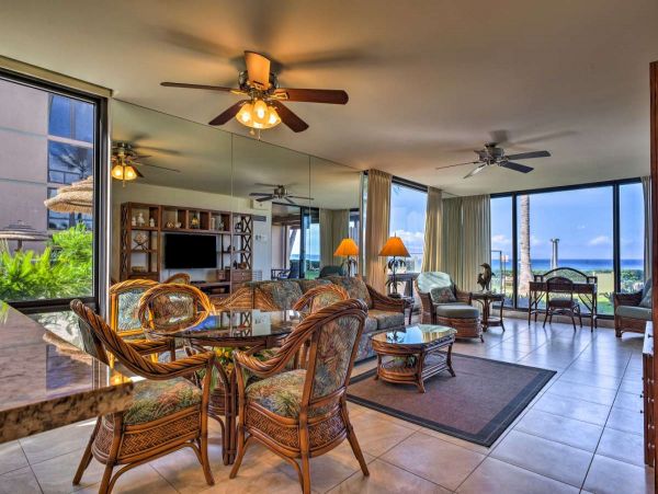 Lahaina Vacation Condo Sleeps 4 Guests