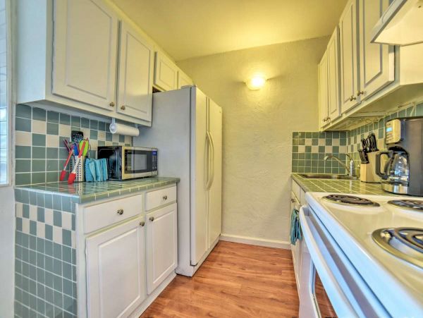 Lahaina Vacation Condo One Bedroom Sleeps 4 Guests
