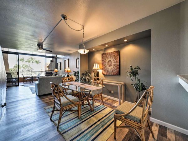 Two Bedroom Vacation Rental in Lahaina Short Walk to Beach