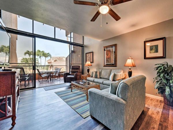 Two Bedroom Vacation Rental in Lahaina Short Walk to Beach