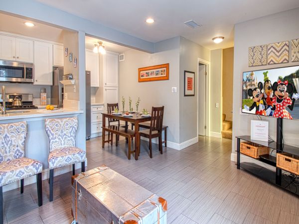 Anaheim Condo 991175